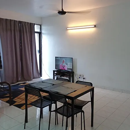 Homestay Idaman Penang Permatang Pauh Exterior photo